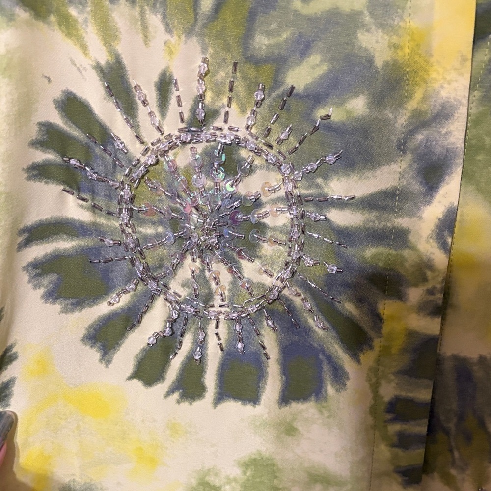 A.Z.I Women's Tie-Dye Button Down Shirt - Picture 5 of 13